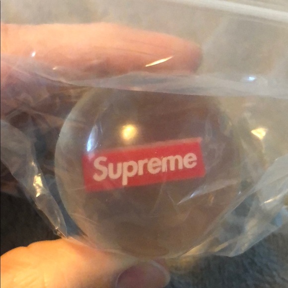 Supreme bouncy ball - Picture 2 of 2